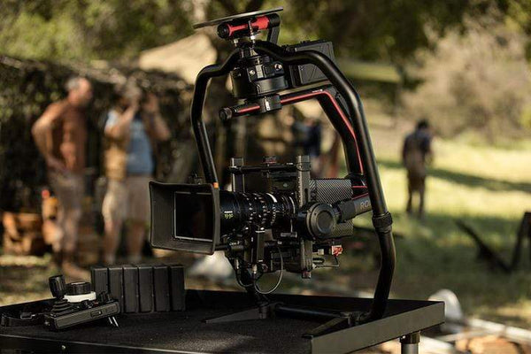Stabilizator cu gimbal DJI Ronin 2 Professional Combo